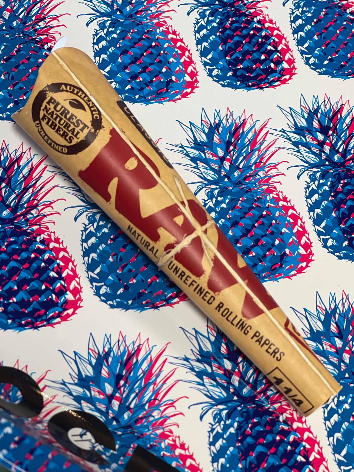 Raw Classic 1 1/4 Cones 6pc